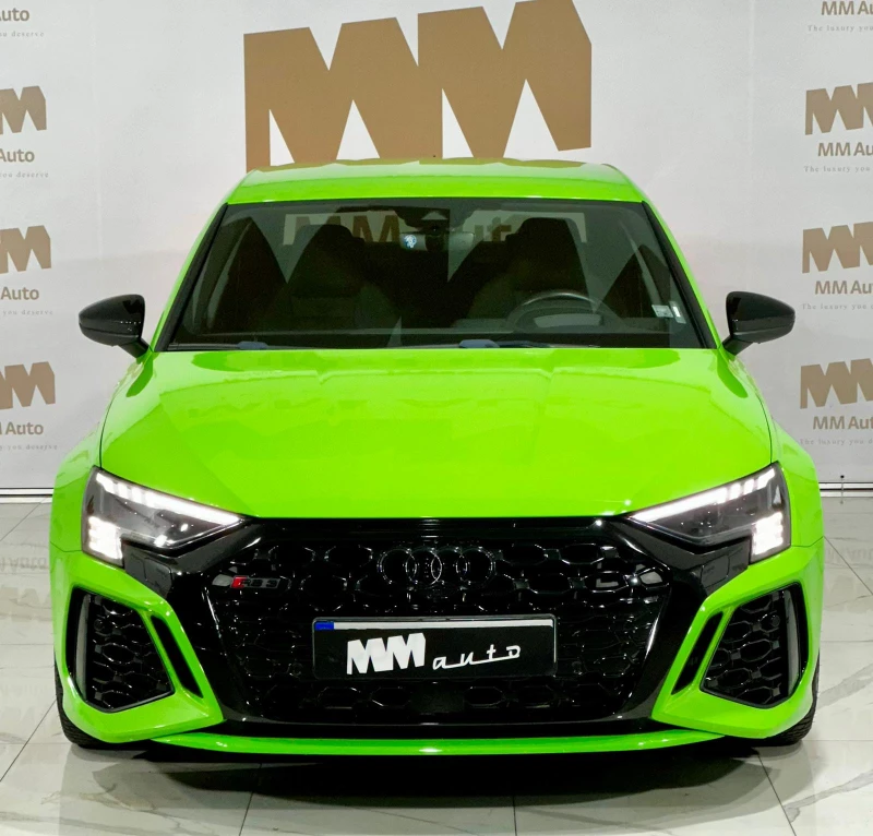 Audi Rs3 Quattro* Ceramic* Matrix* HuD* B&O, снимка 4 - Автомобили и джипове - 52636981