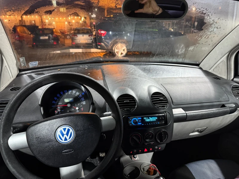 VW New beetle, снимка 5 - Автомобили и джипове - 52795829