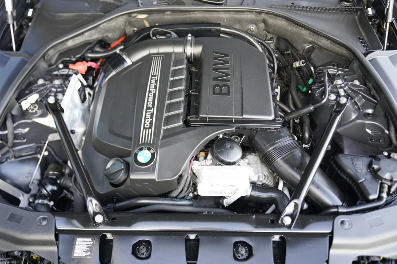 BMW 640 i Coupe B&O АВТОМОБИЛА ИМА ДРЕБНИ ЗАБЕЛЕЖКИ, снимка 15 - Автомобили и джипове - 52989871