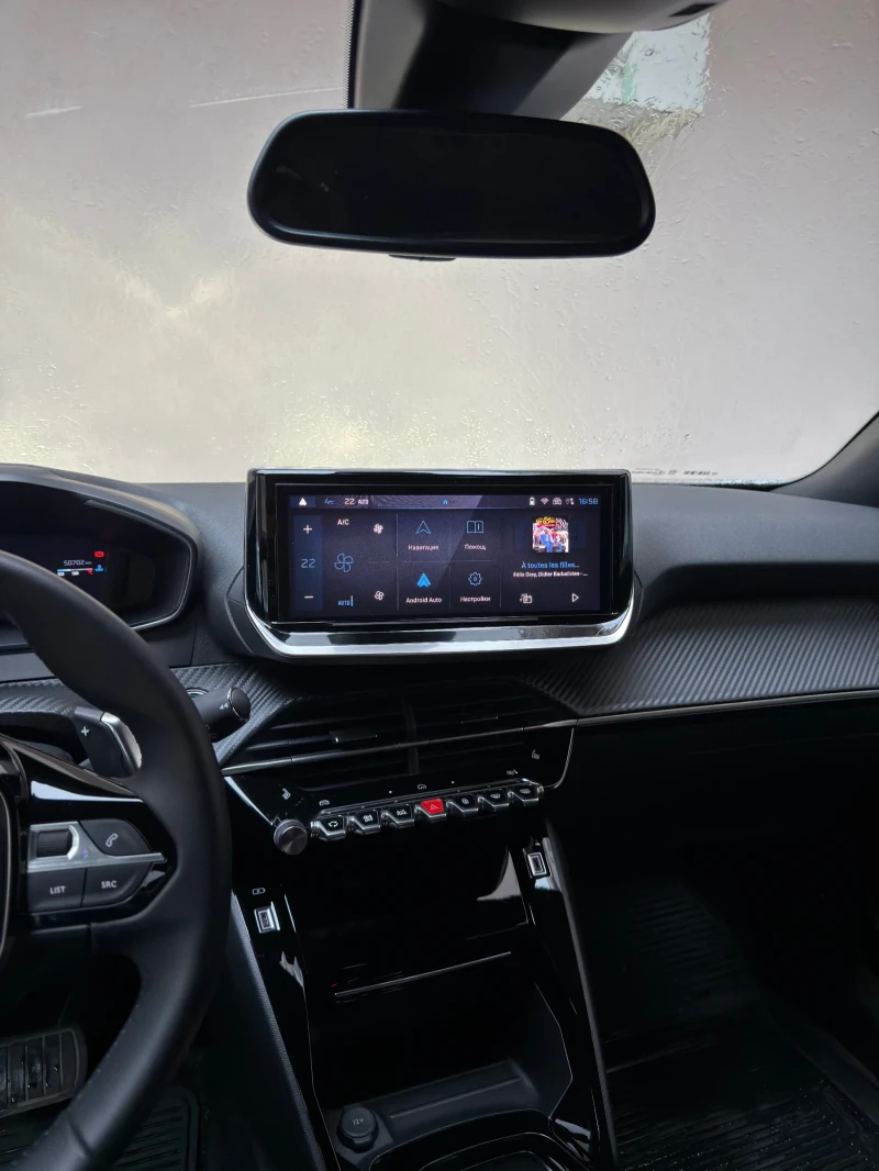 Peugeot 2008 Allure, снимка 9 - Автомобили и джипове - 53418682