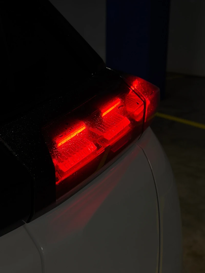 Peugeot 2008 Allure, снимка 5 - Автомобили и джипове - 53418682