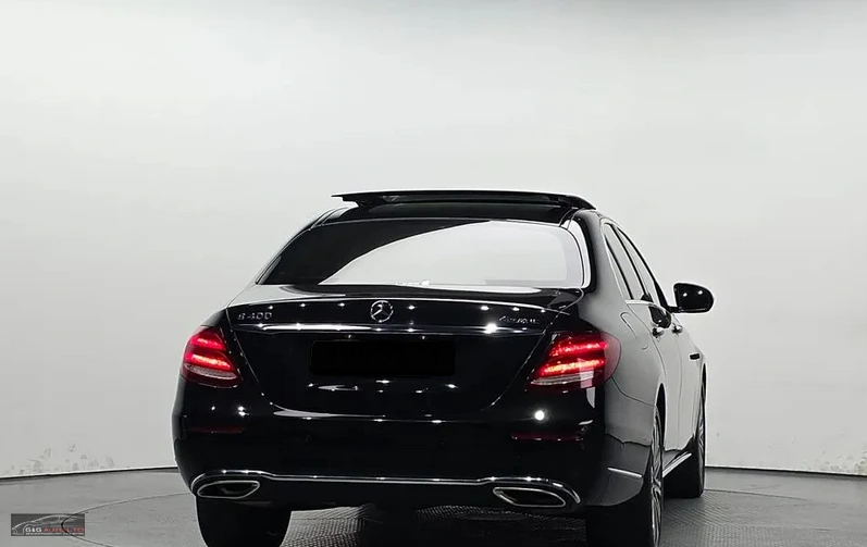 Mercedes-Benz E 400 EXCLUSIVE/4М/V6/333HP/ОБДУХВ./PANO/360/248hMC, снимка 4 - Автомобили и джипове - 54781974