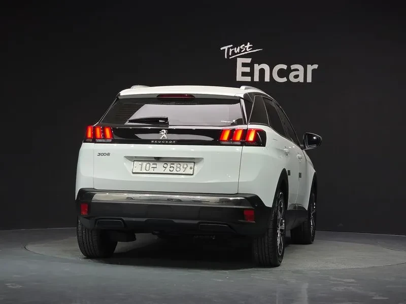 Peugeot 3008 1.6 BLUEHDI ALLURE, снимка 4 - Автомобили и джипове - 54929878