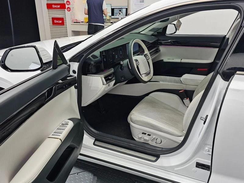 Hyundai Grandeur 3.5 Automatic, снимка 6 - Автомобили и джипове - 55656165