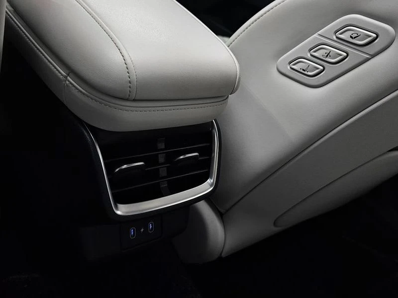 Hyundai Grandeur 3.5 Automatic, снимка 15 - Автомобили и джипове - 55656165