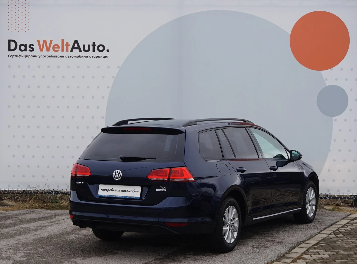 VW Golf Variant Comfortline 1.6TDI BMT - изображение 4