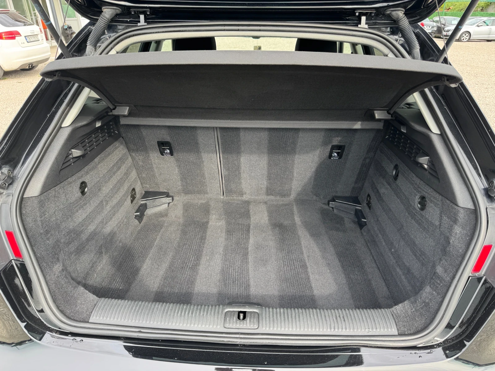 Audi A3 2.0 TDI -150   6  | Mobile.bg   15