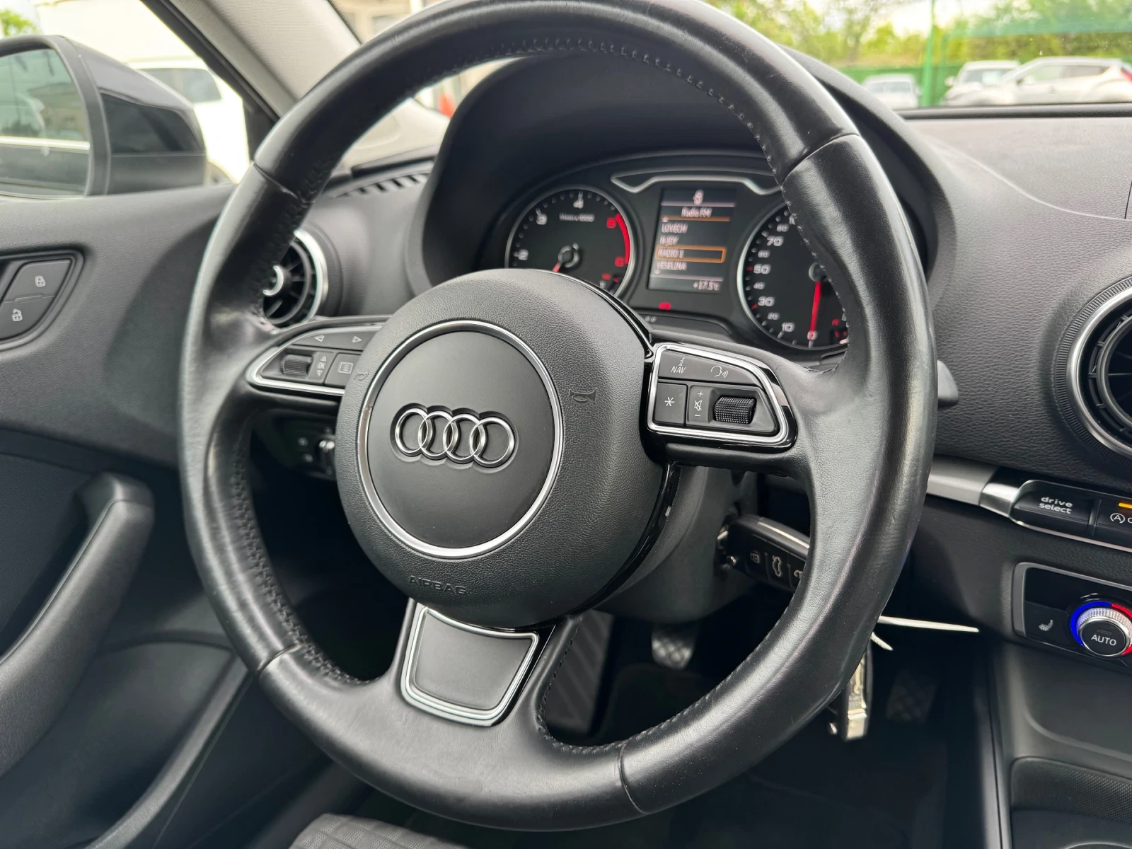Audi A3 2.0 TDI -150   6  | Mobile.bg   13