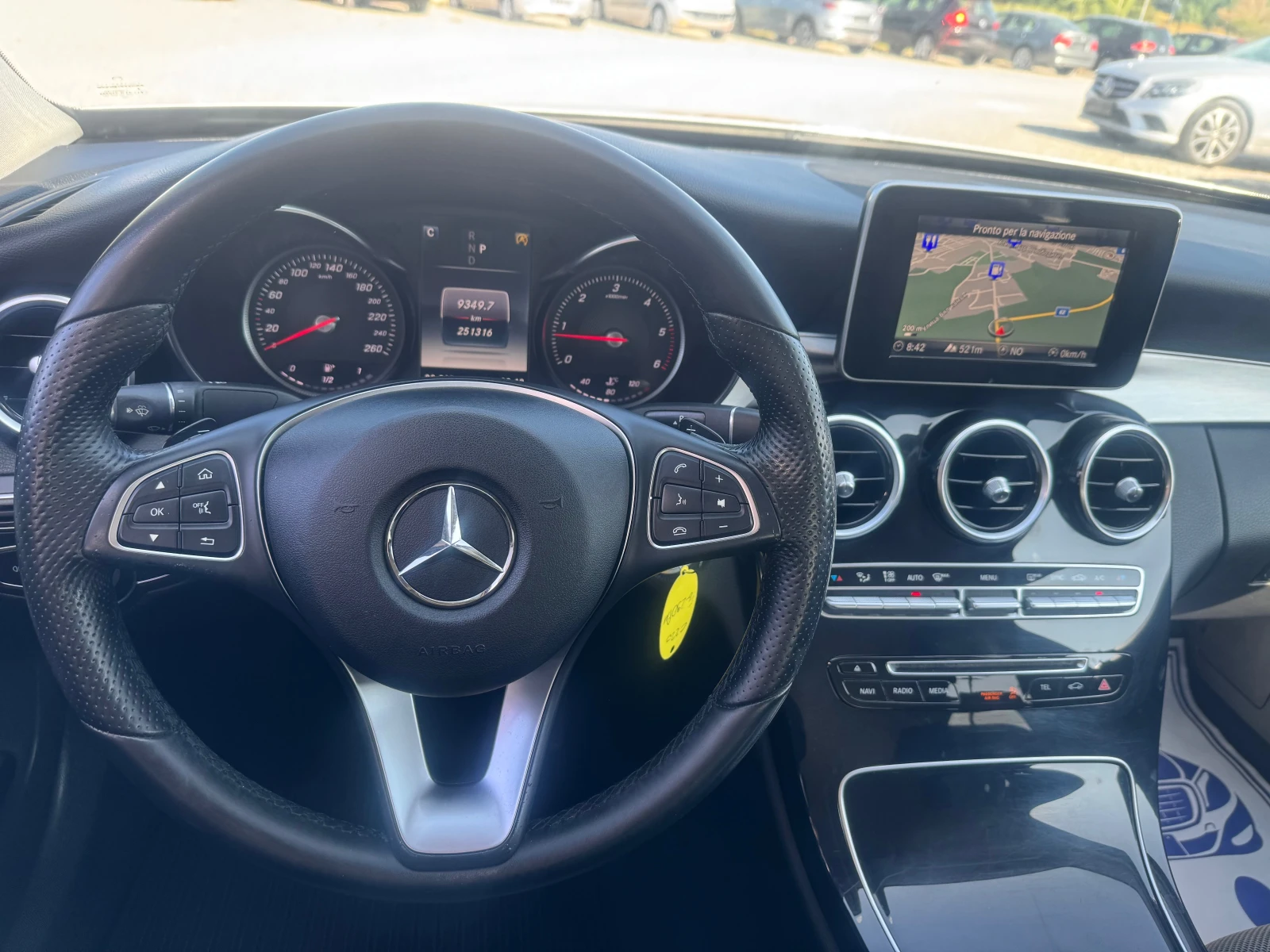 Mercedes-Benz C 220 2.2 CDI NAVI KAMERA 9G TRONIC EURO 6B - изображение 9