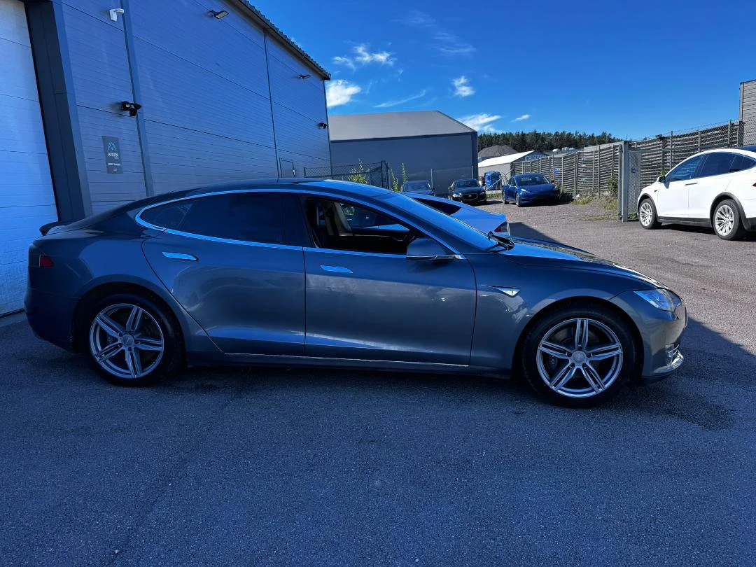 Tesla Model S P85 Performance EU - изображение 4