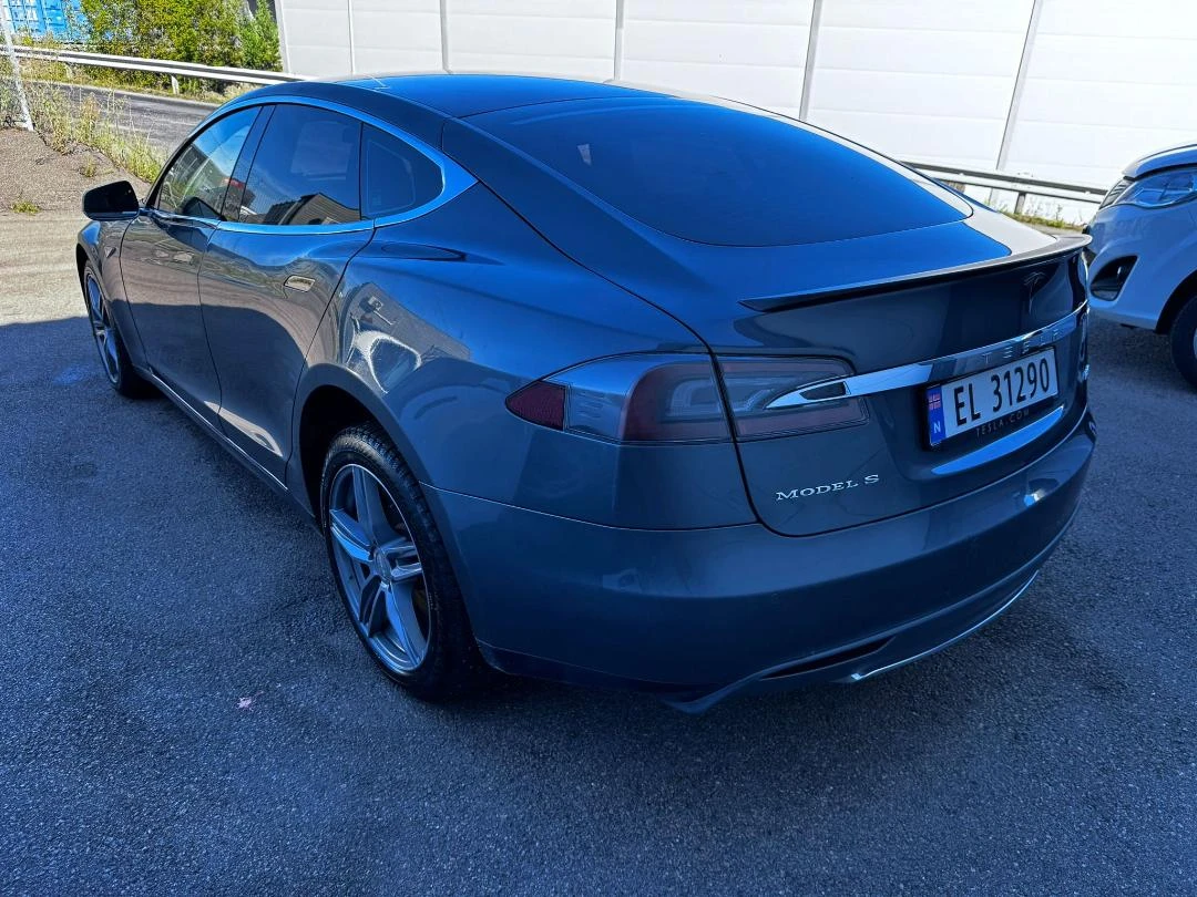 Tesla Model S P85 Performance EU - изображение 7