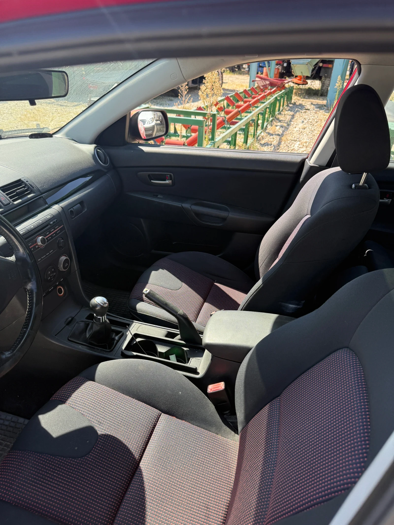 Mazda 3 1.6i* FACE* НОВ ВНОС* ЦЕНА ПОДАРЪК* КЛИМАТИК* *  - изображение 10