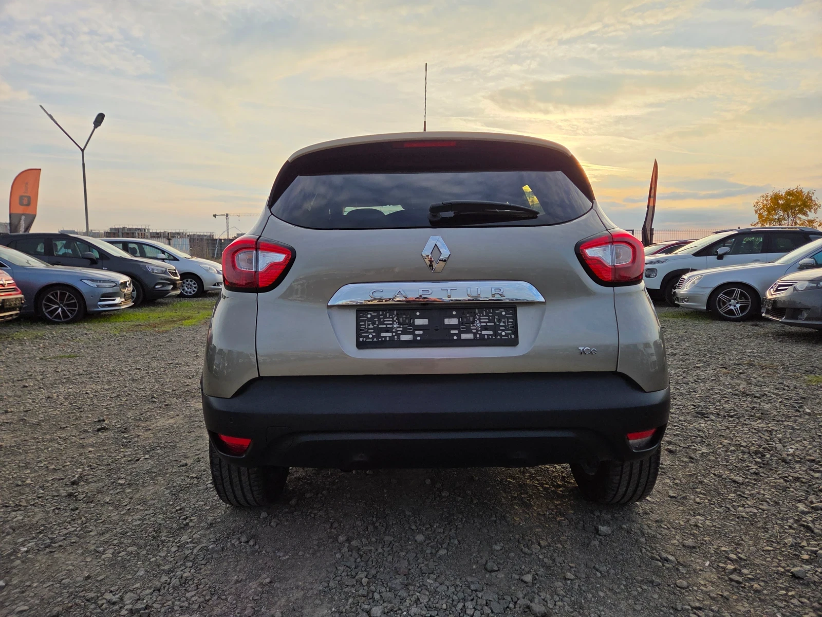Renault Captur 1.2 Tce, 90k км | Mobile.bg — изображение 7