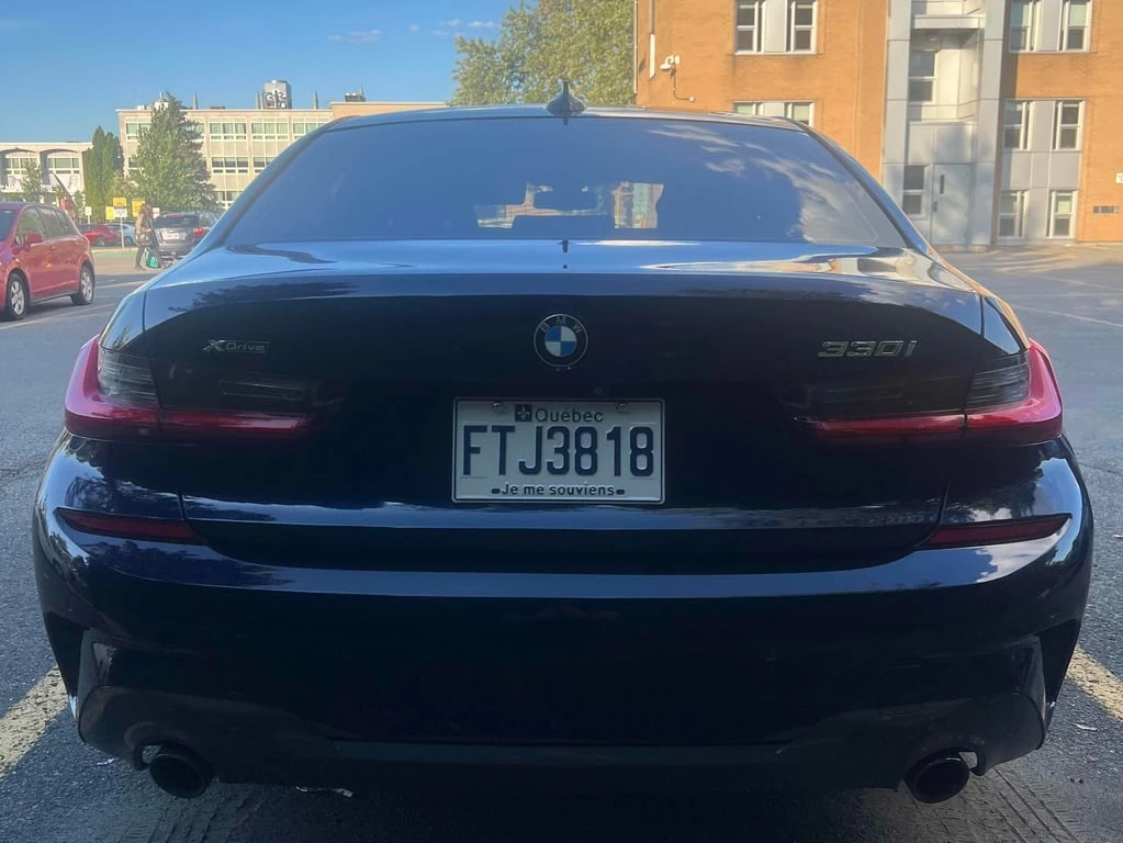 BMW 330 * 330i xDrive * CARFAX * БЕЗ ПЪРВОНАЧАЛНА ВНОСКА - изображение 4