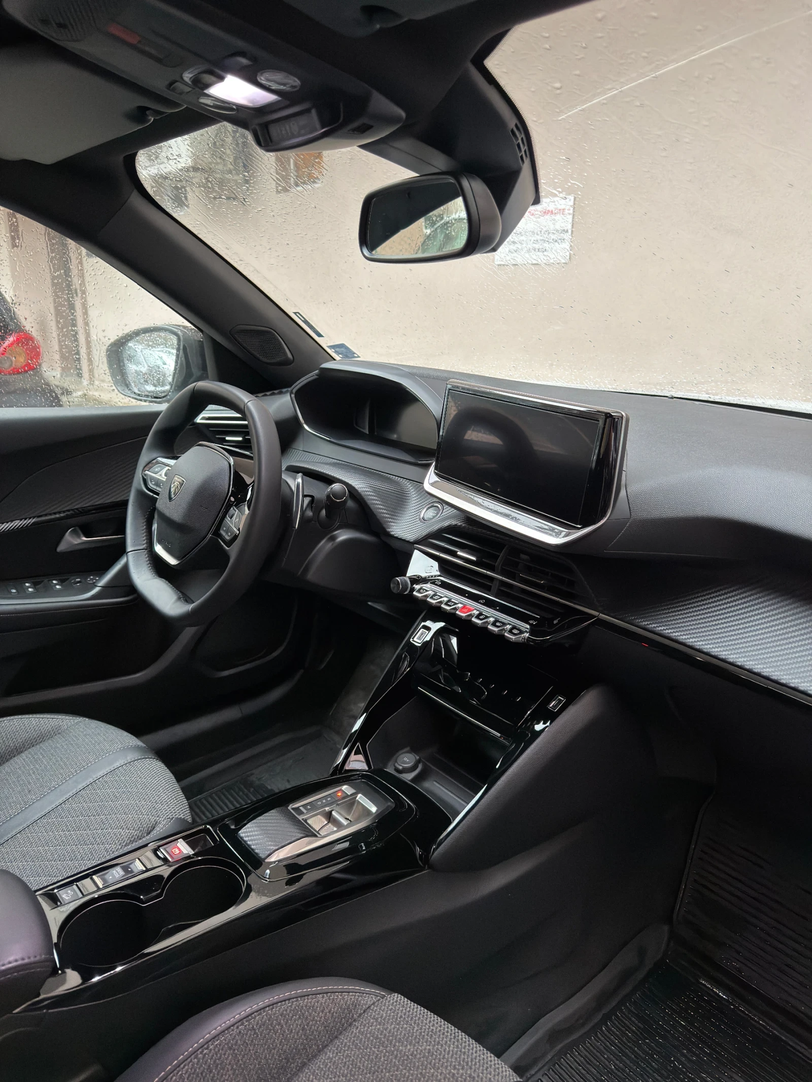 Peugeot 2008 Allure - изображение 6