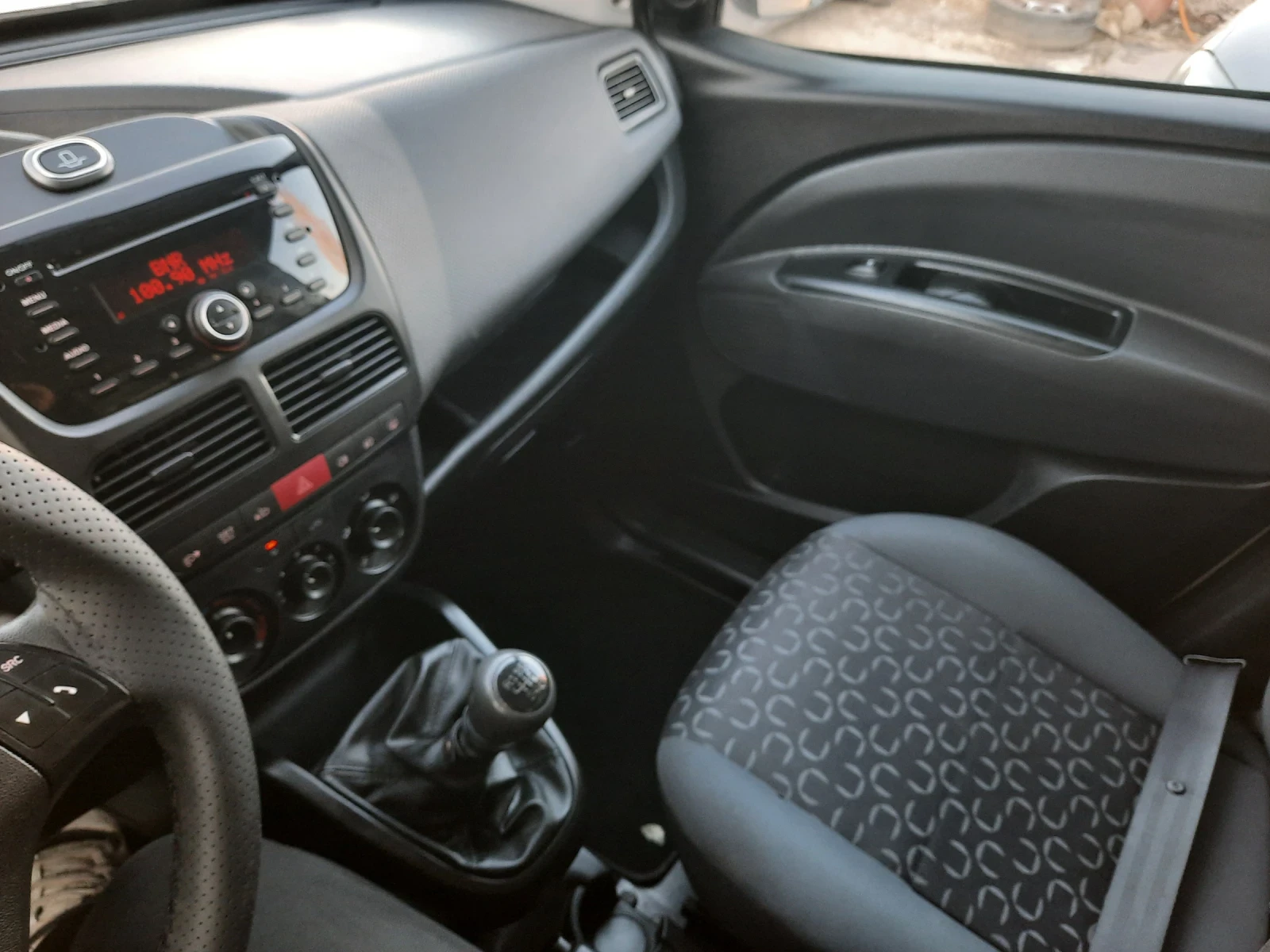 Fiat Doblo 1.6mjet MAXI/ XL НОВ, снимка 9 - Автомобили и джипове - 53990446