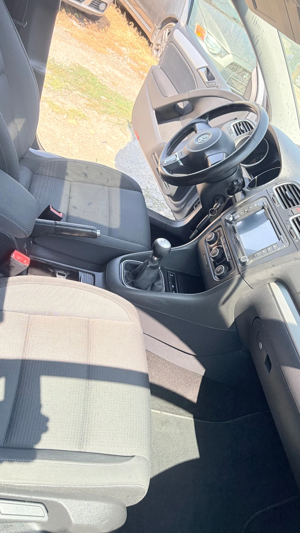 VW Golf 1.2 I -77kw, снимка 14 - Автомобили и джипове - 55594027