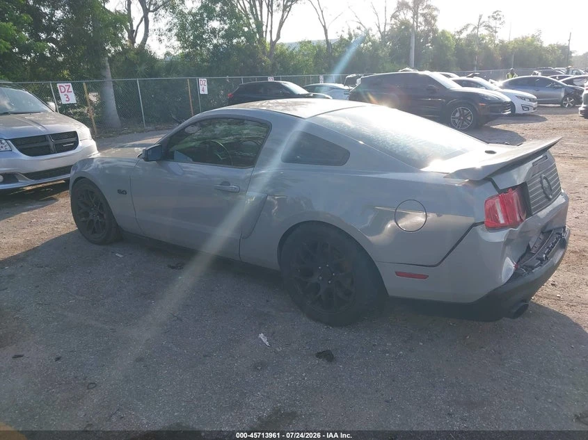 Ford Mustang 5l Gt Premium, снимка 3 - Автомобили и джипове - 55681167