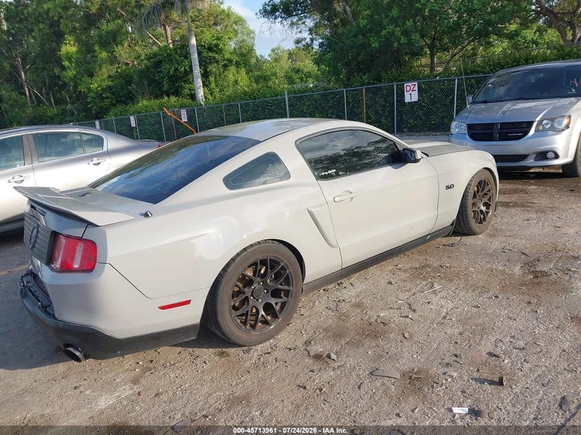 Ford Mustang 5l Gt Premium, снимка 4 - Автомобили и джипове - 55681167