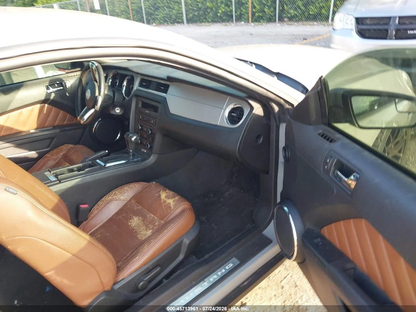 Ford Mustang 5l Gt Premium, снимка 5 - Автомобили и джипове - 55681167