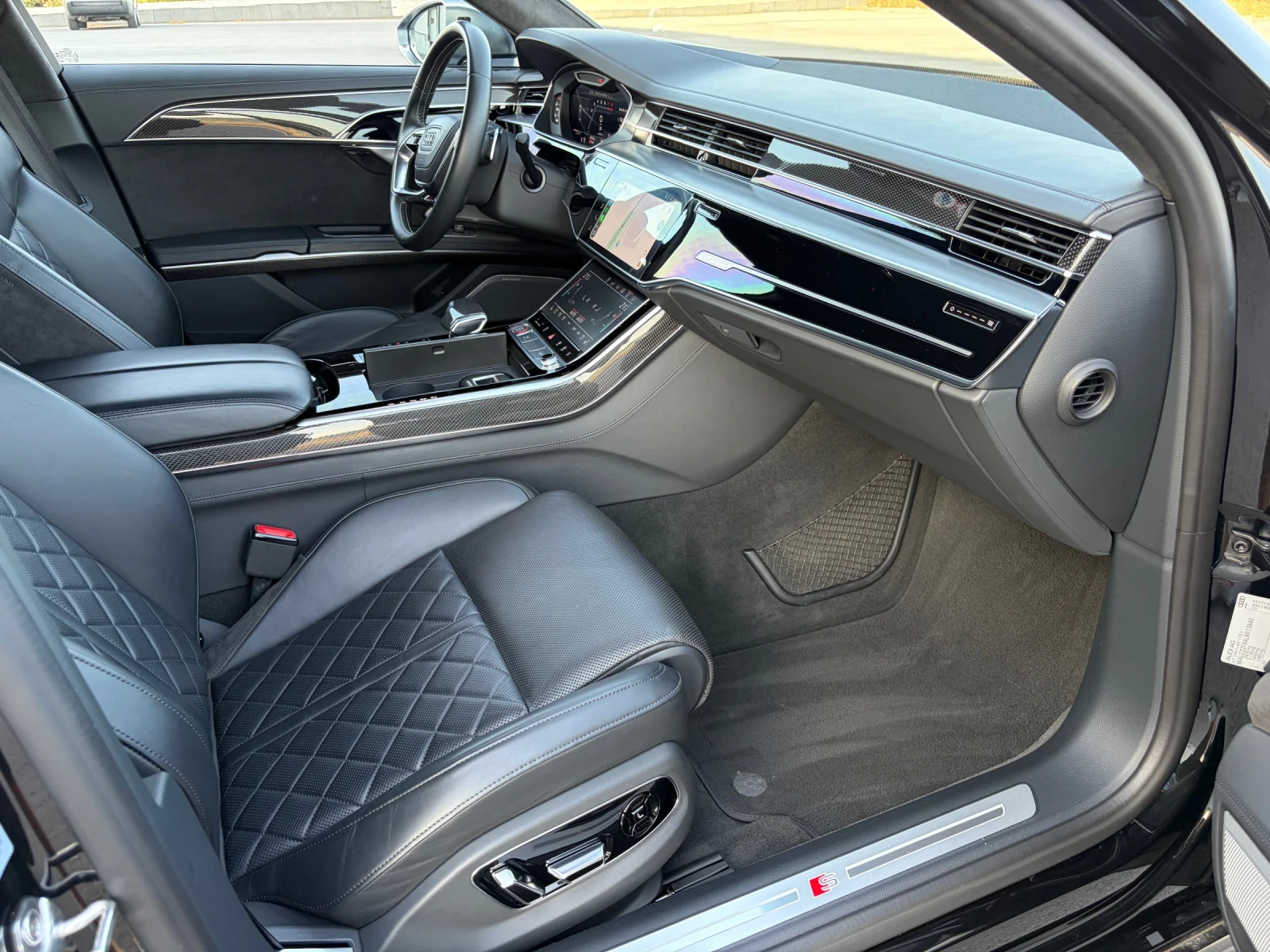 Audi S8 B&O, CARBON, снимка 9 - Автомобили и джипове - 55874043