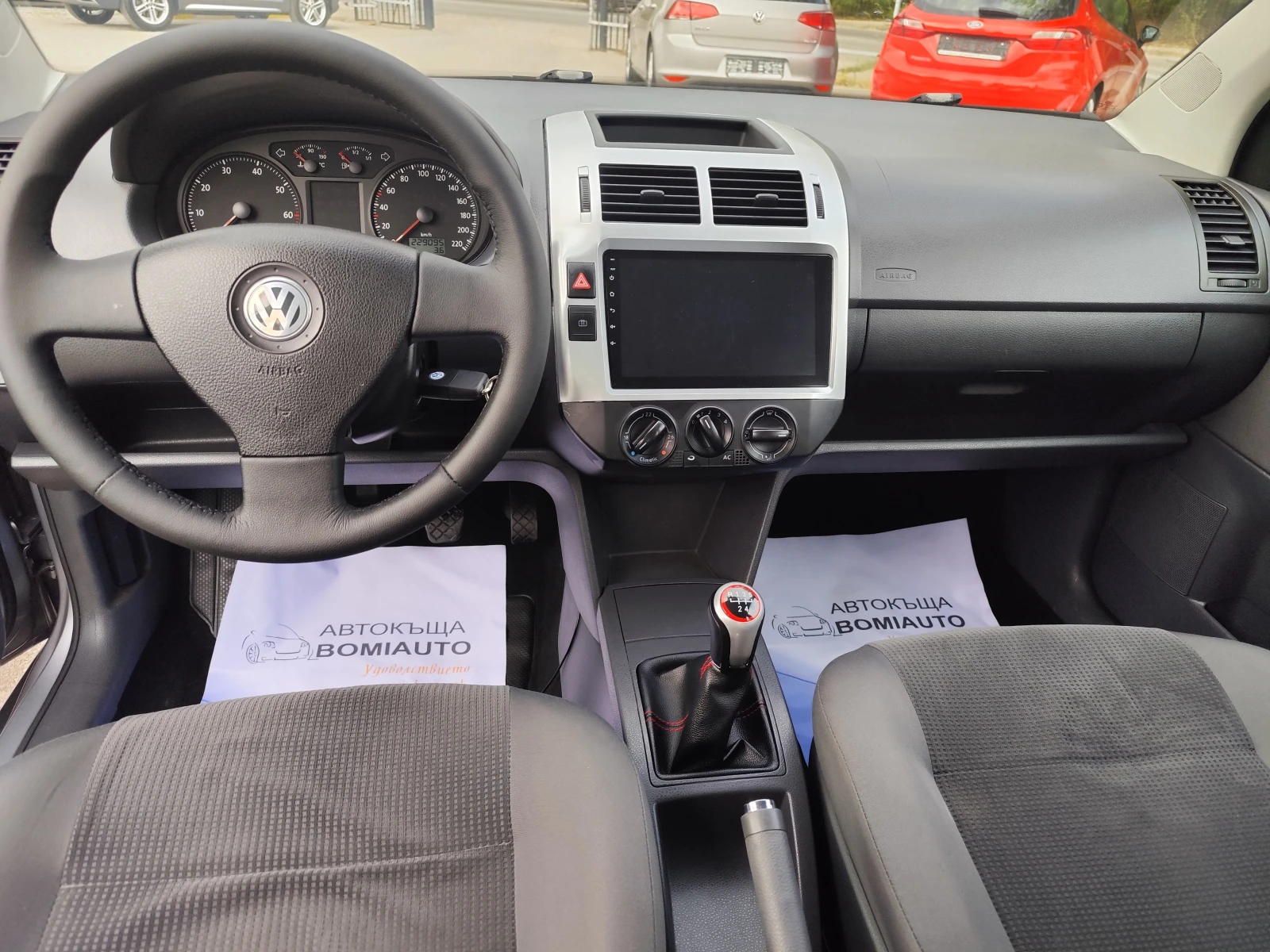 VW Polo 1.2i* KLIMA* MMi* , снимка 8 - Автомобили и джипове - 56038588