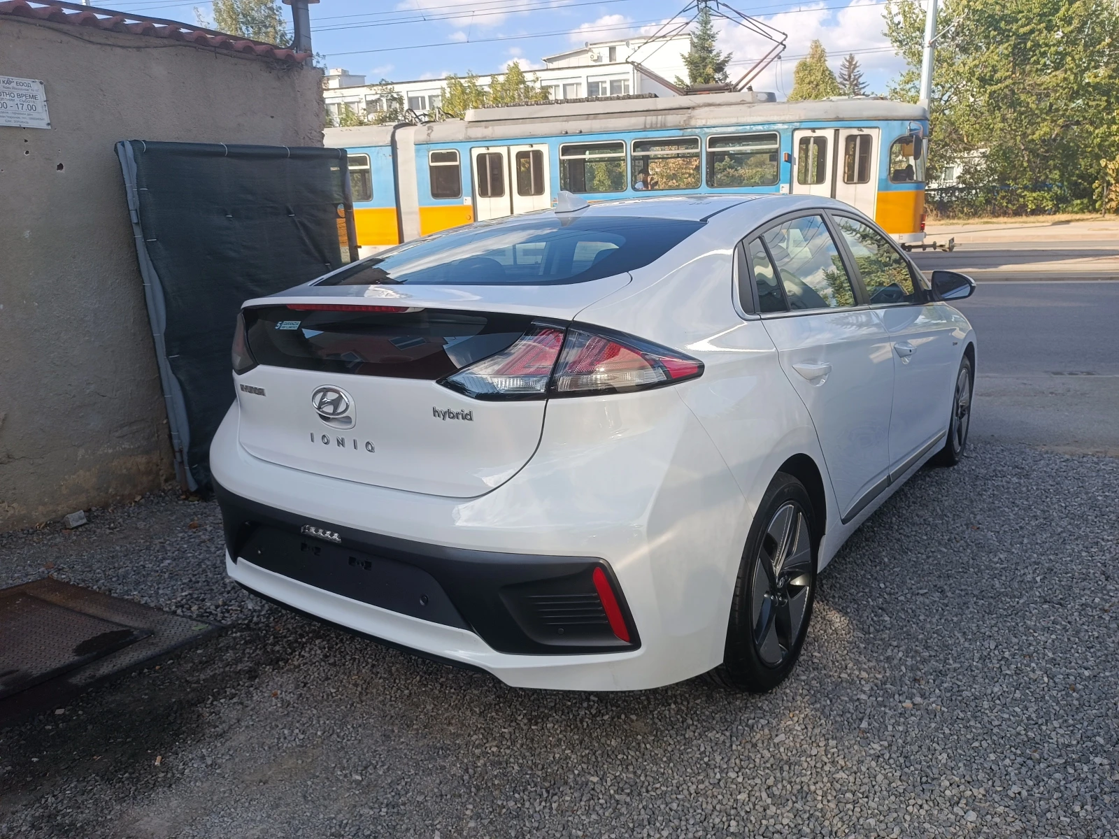 Hyundai Ioniq 1.6iHYBRID  , снимка 6 - Автомобили и джипове - 56060686