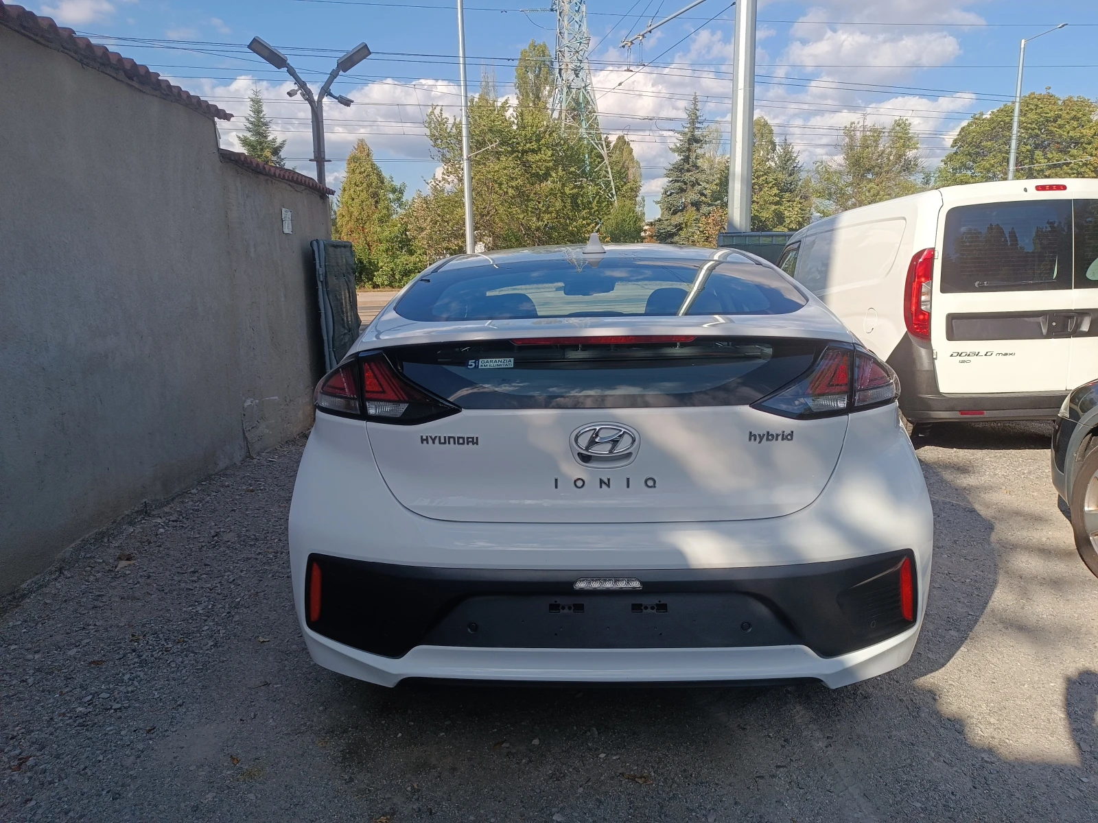 Hyundai Ioniq 1.6iHYBRID  , снимка 4 - Автомобили и джипове - 56060686