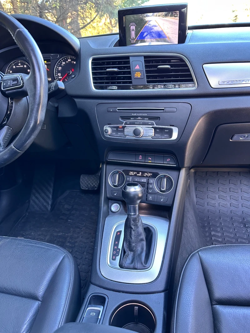 Audi Q3 2.0TFSI PREMIUM* QUATTRO* PANORAMA* CAMERA* KE, снимка 7 - Автомобили и джипове - 47392246