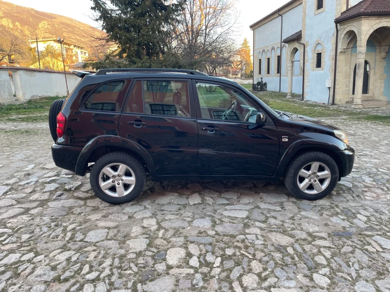 Toyota Rav4 2.0VVT-I AVTOMAT 4x4 FEIS, снимка 6 - Автомобили и джипове - 49424524