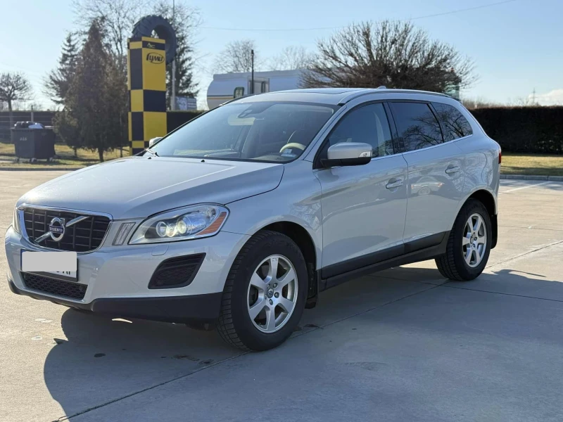 Volvo XC60 T6, снимка 2 - Автомобили и джипове - 52456737