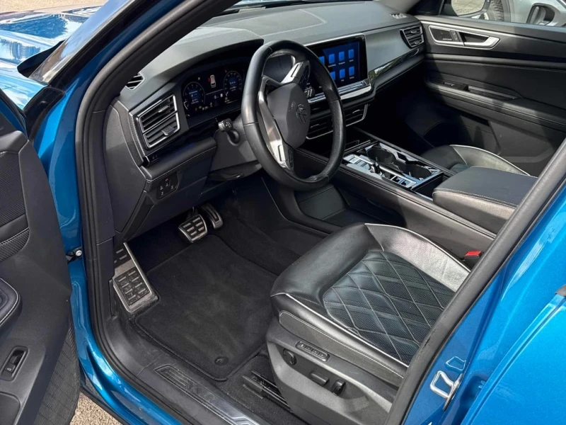 VW Atlas * Cross Sport* Execline * CARFAX * ОБДУХВАНЕ * , снимка 5 - Автомобили и джипове - 53257309