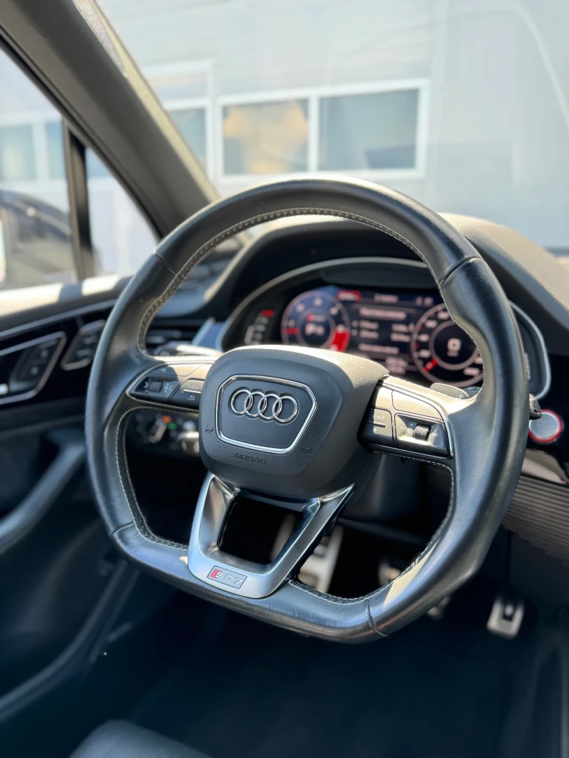 Audi SQ7, снимка 14 - Автомобили и джипове - 53304189
