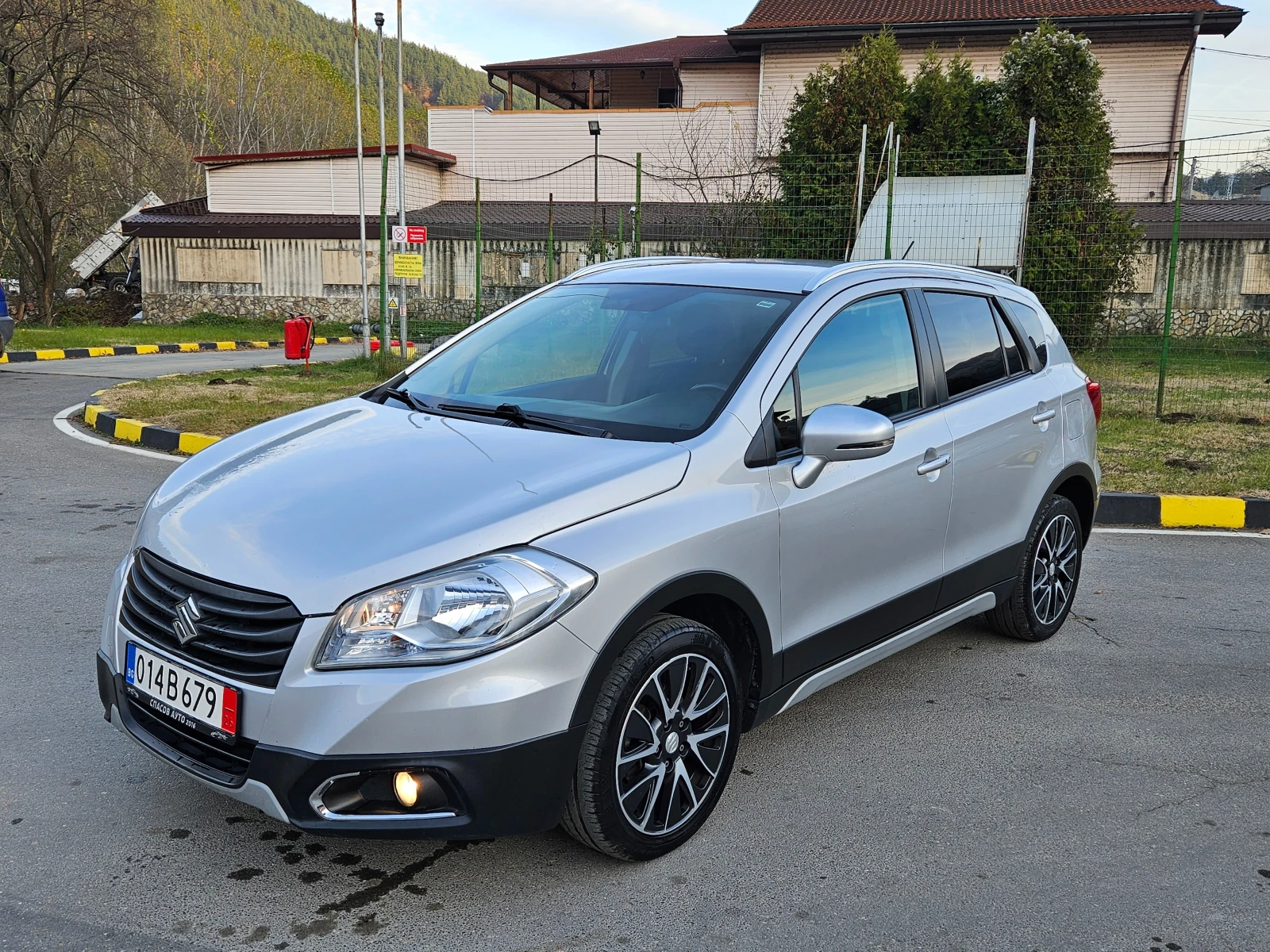 Suzuki SX4 S-Cross 1.6d KLIMATRONIK/6skorosti - изображение 2