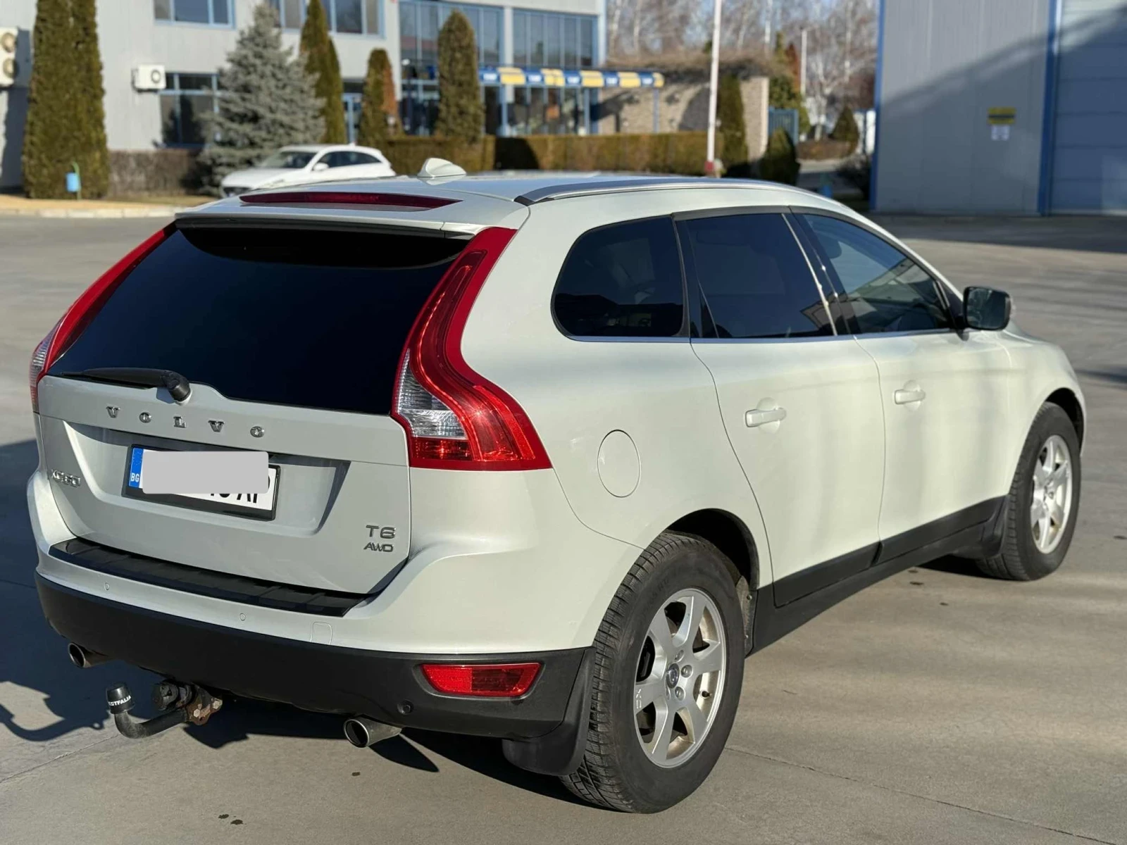 Volvo XC60 T6 - изображение 3