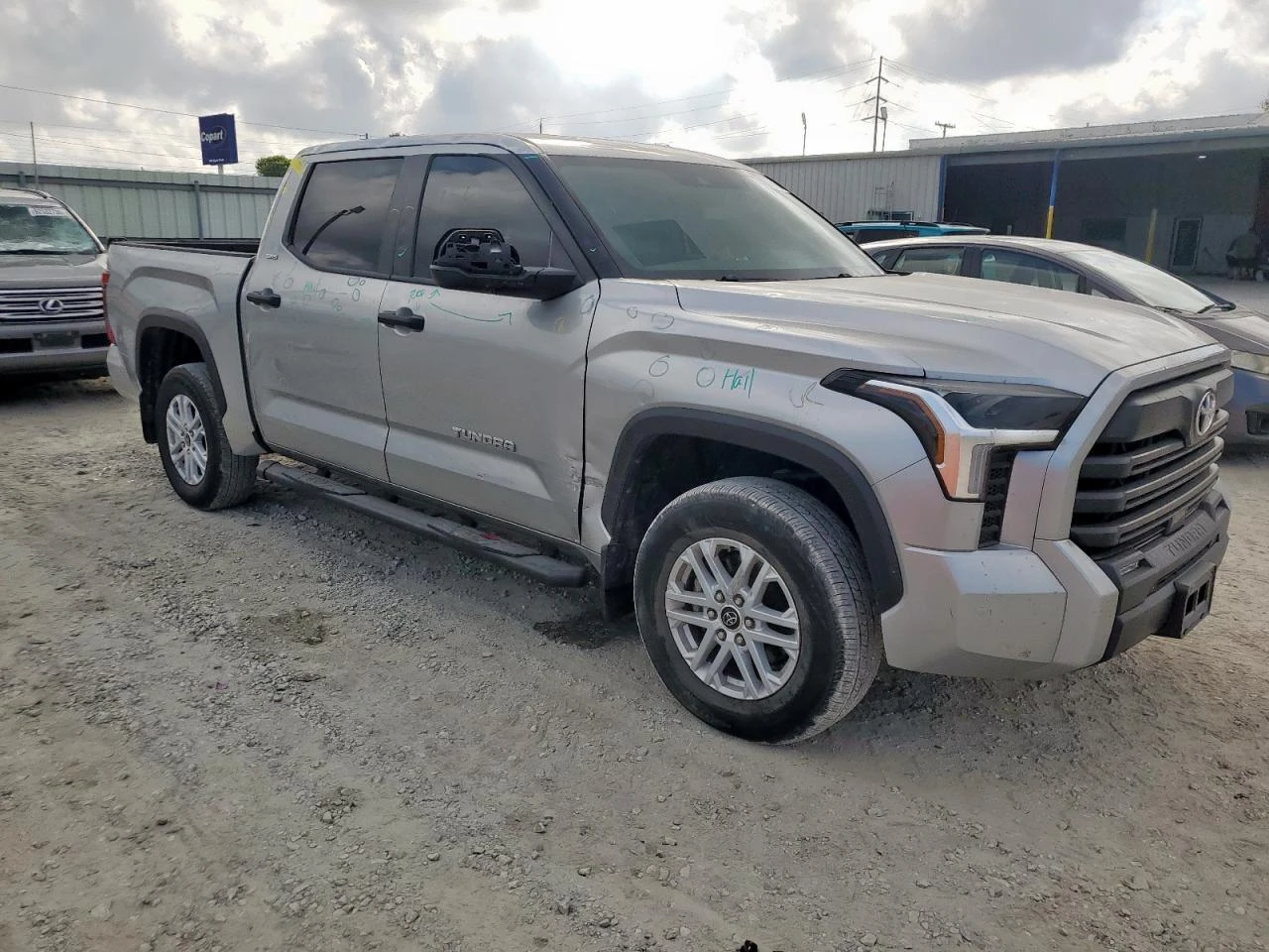 Toyota Tundra CREWMAX SR* ПОДГРЕВ* DISTRONIC* KAMERA - изображение 2