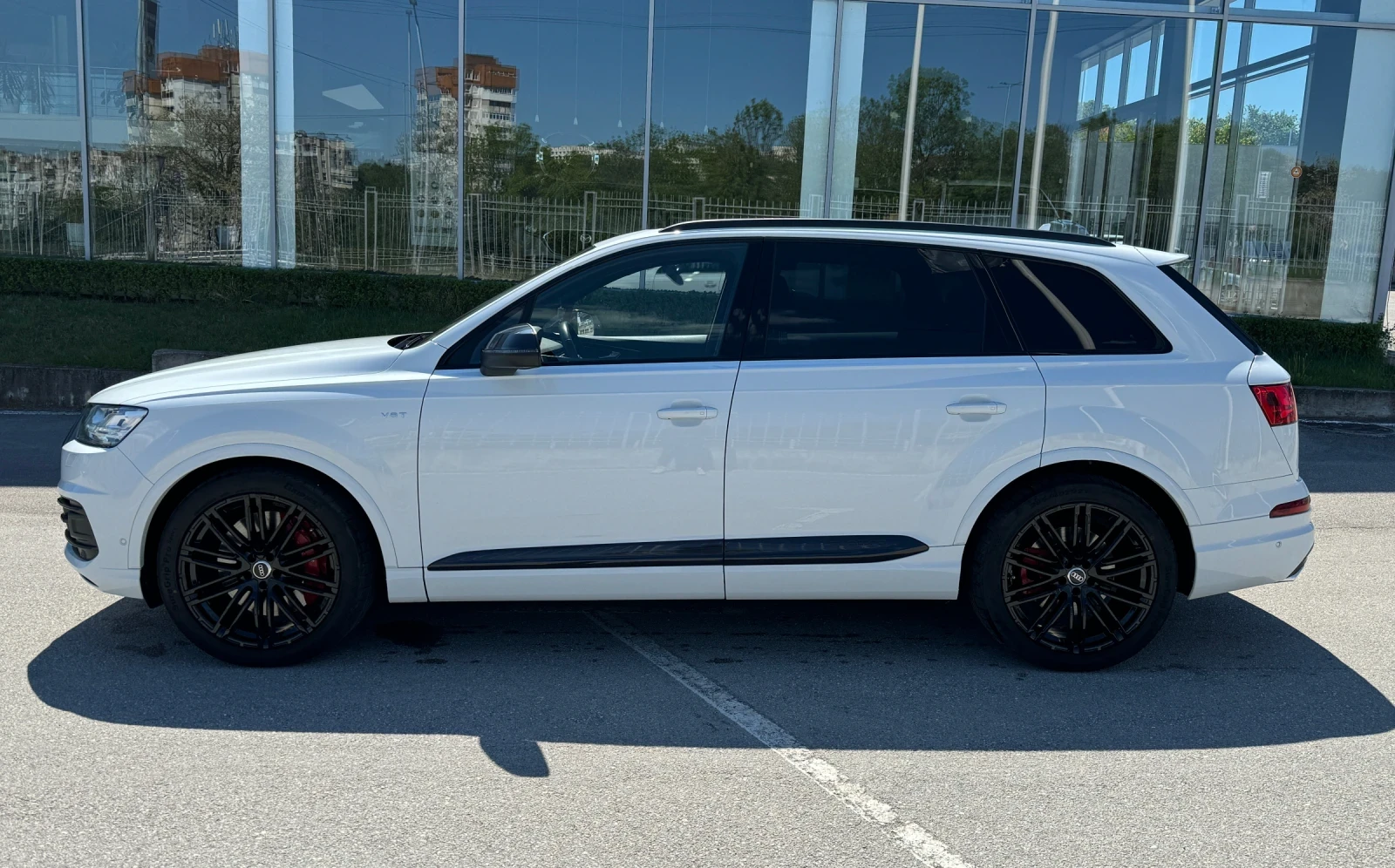 Audi SQ7  - изображение 7