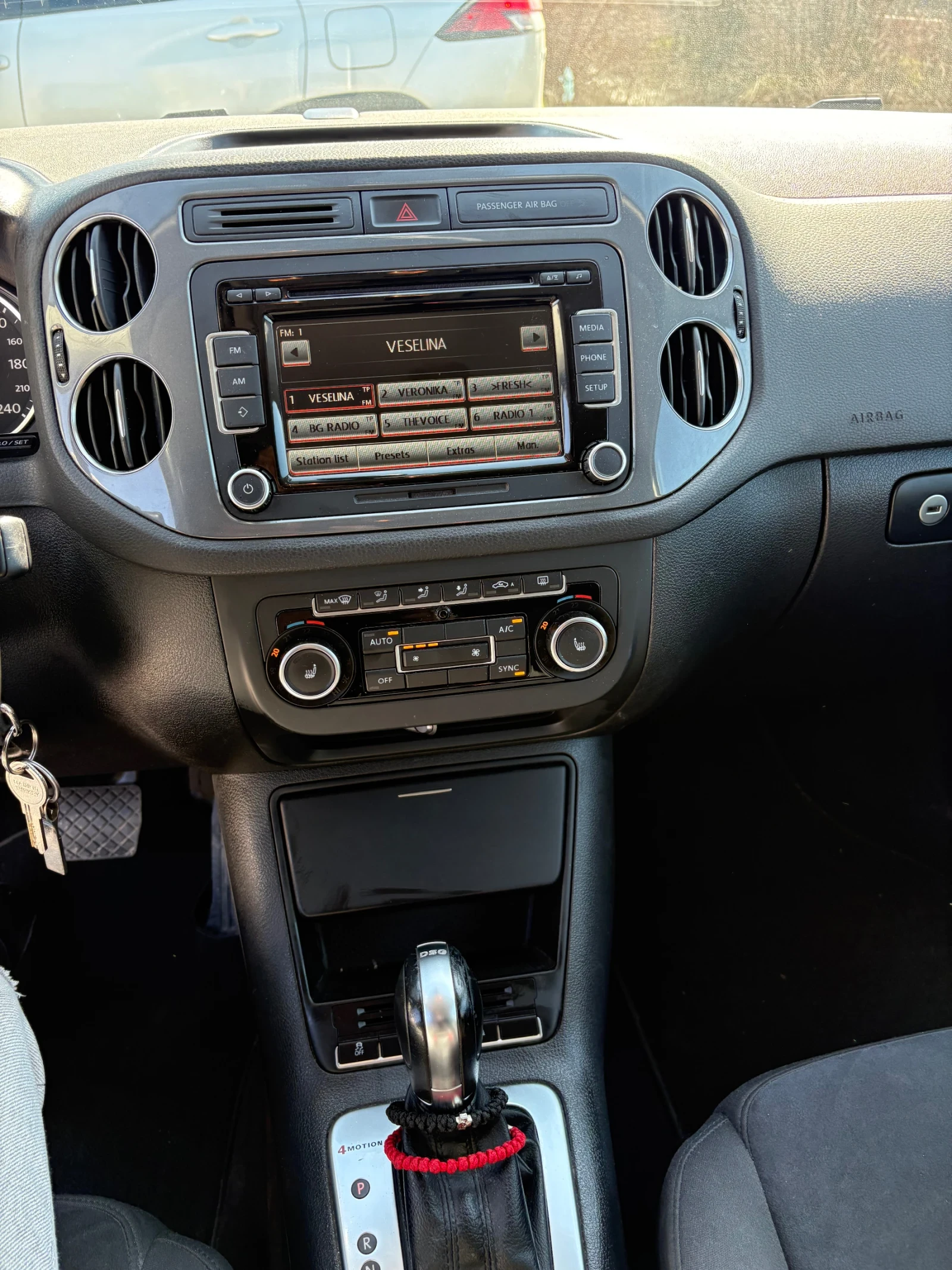 VW Tiguan Tiguan, снимка 10 - Автомобили и джипове - 53744623