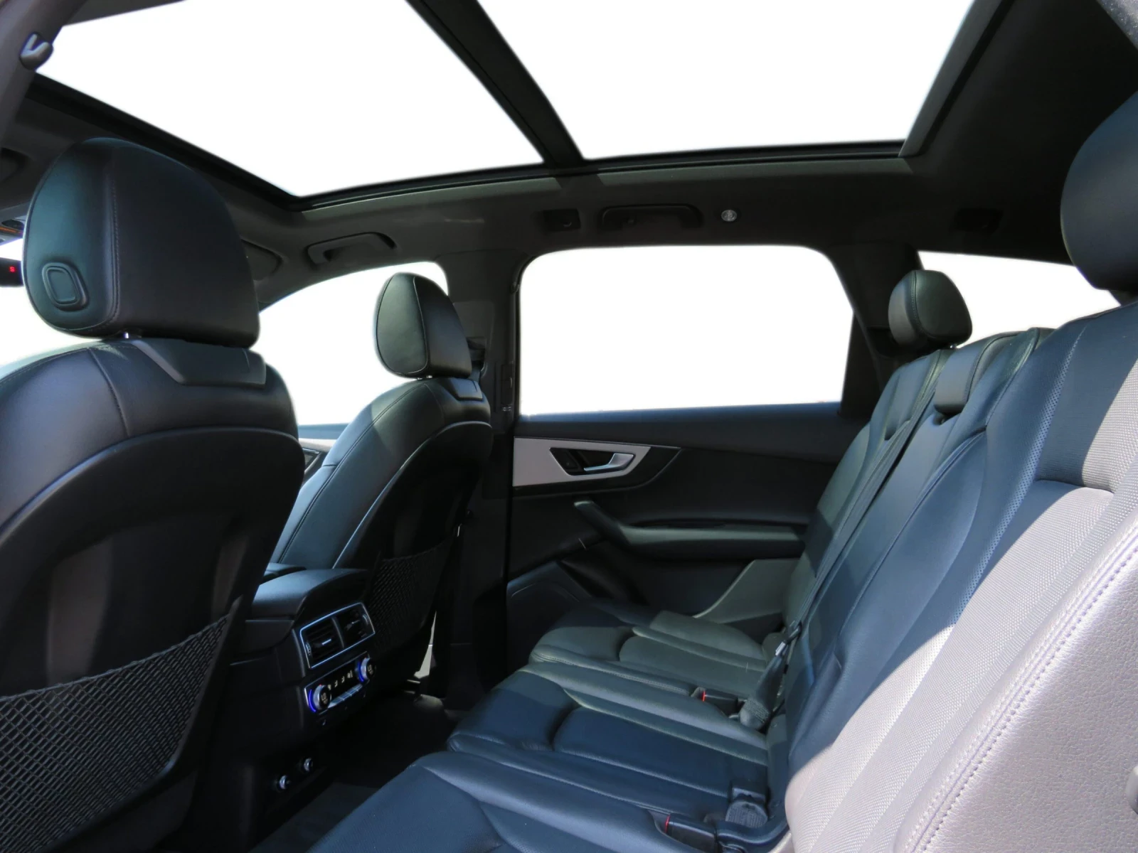 Audi Q7, снимка 17 - Автомобили и джипове - 53825106