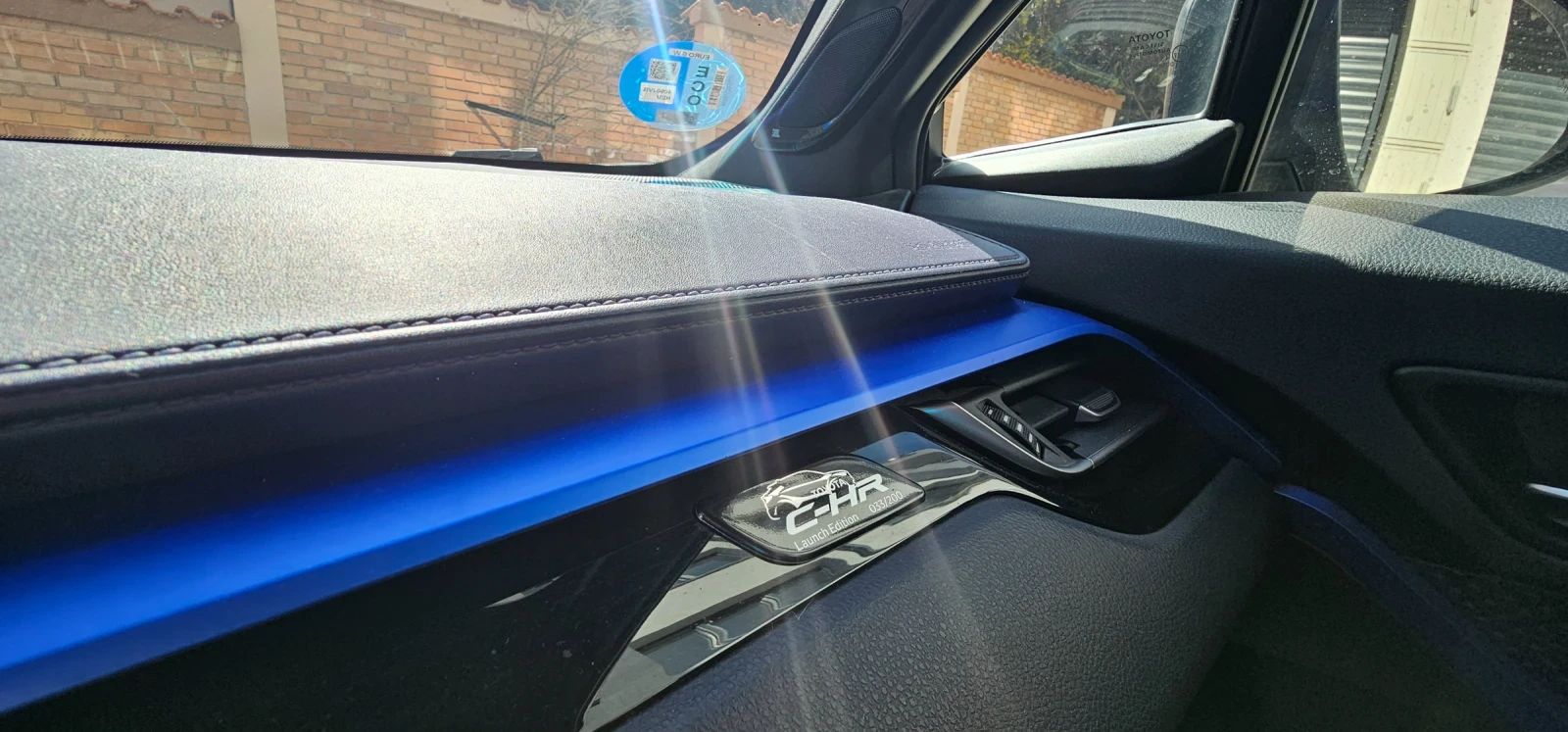 Toyota C-HR 1.8  HYBRID, LPG, LAUNCH EDITION, снимка 9 - Автомобили и джипове - 53845063