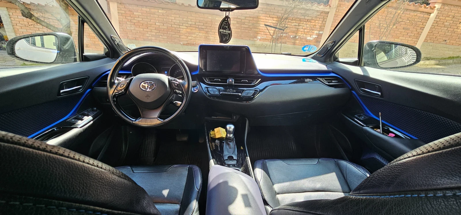 Toyota C-HR 1.8  HYBRID, LPG, LAUNCH EDITION, снимка 8 - Автомобили и джипове - 53845063