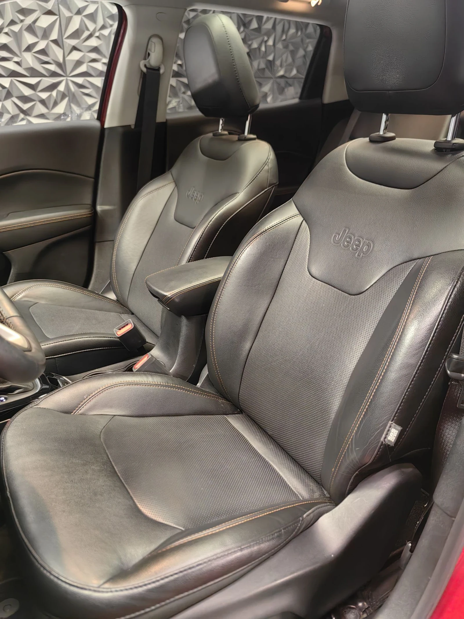 Jeep Compass 2.4* 4x4* LIMITED* 19600KM* KEYLESS* TV* CAMERA* , снимка 8 - Автомобили и джипове - 53864978