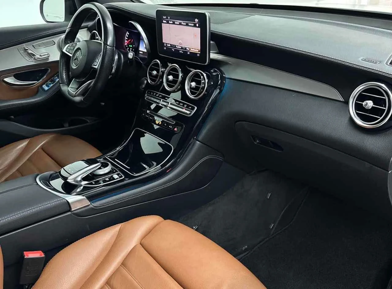 Mercedes-Benz GLC 43 AMG COUPE * ПОДГРЕВИ * BURMESTER * PANO * ДИСТРОНИК, снимка 12 - Автомобили и джипове - 54447993