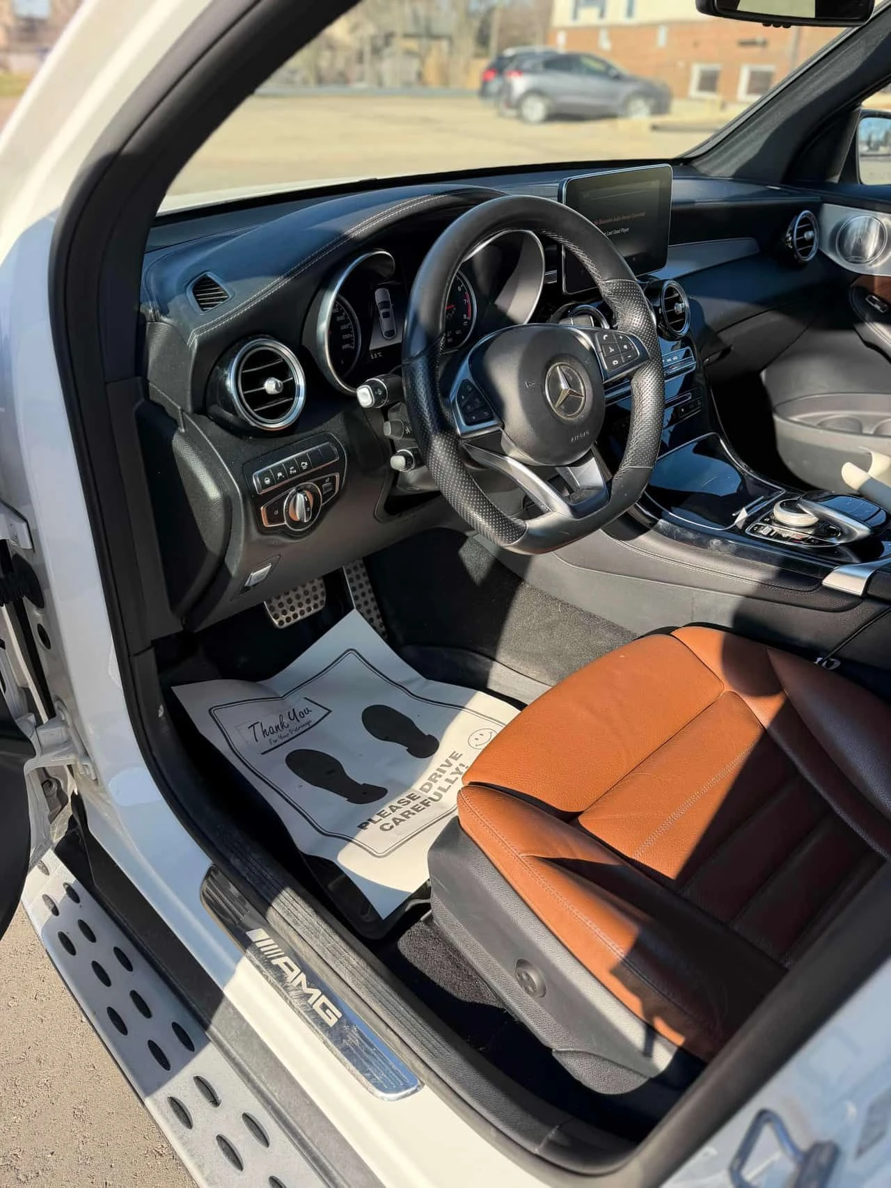 Mercedes-Benz GLC 43 AMG COUPE * ПОДГРЕВИ * BURMESTER * PANO * ДИСТРОНИК, снимка 5 - Автомобили и джипове - 54447993