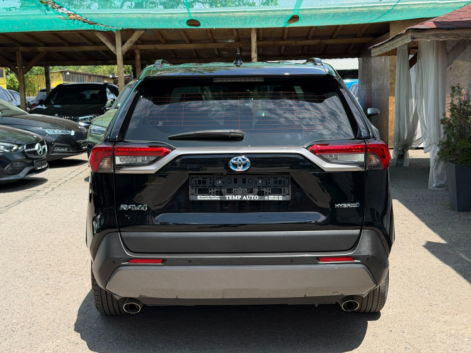 Toyota Rav4 2.5Hybrid* СЕРВИЗНА КНИЖКА С ПЪЛНА ИСТОРИЯ В TOYOT, снимка 6 - Автомобили и джипове - 54750204