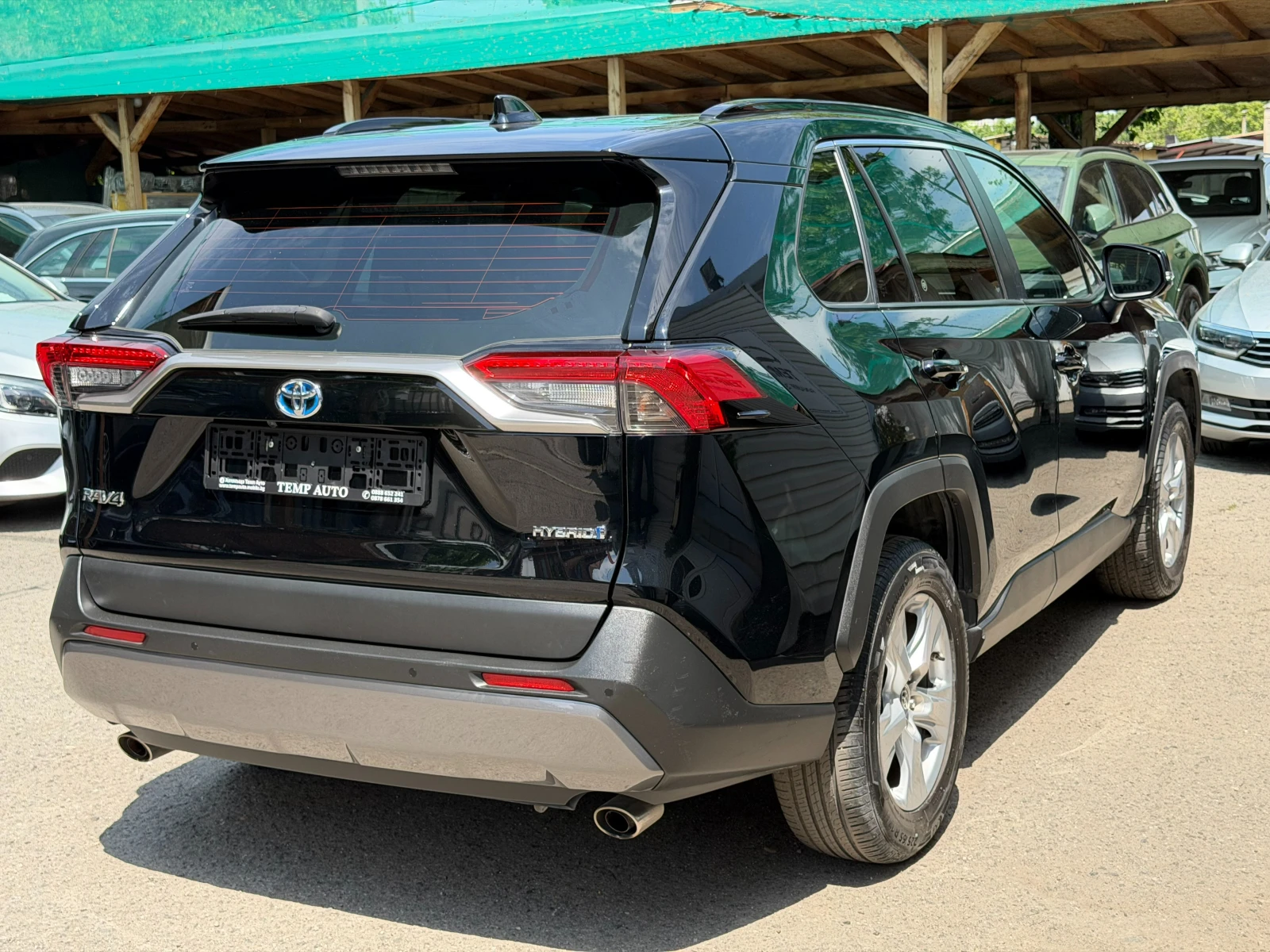 Toyota Rav4 2.5Hybrid* СЕРВИЗНА КНИЖКА С ПЪЛНА ИСТОРИЯ В TOYOT, снимка 5 - Автомобили и джипове - 54750204