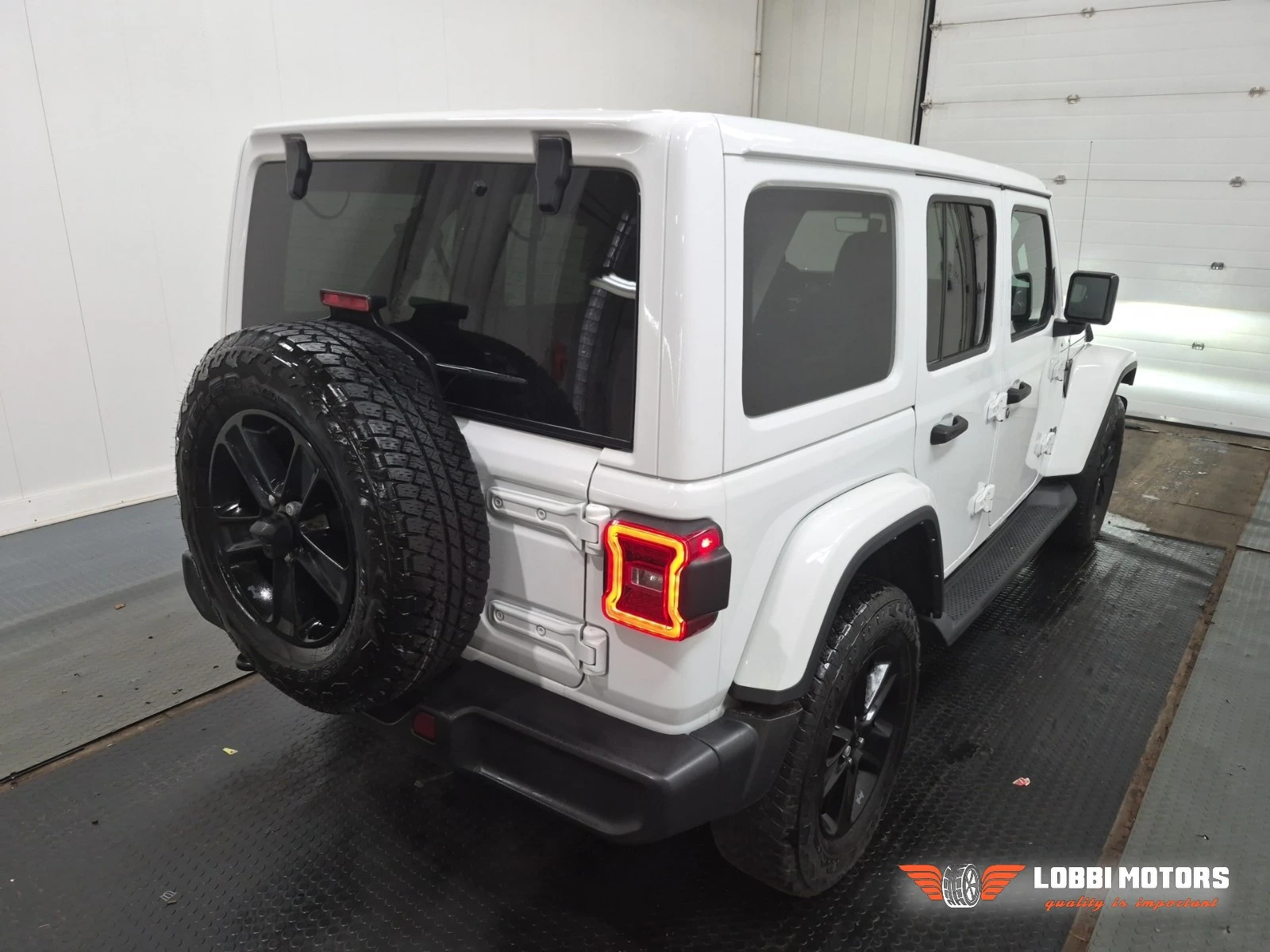 Jeep Wrangler, снимка 3 - Автомобили и джипове - 55928306