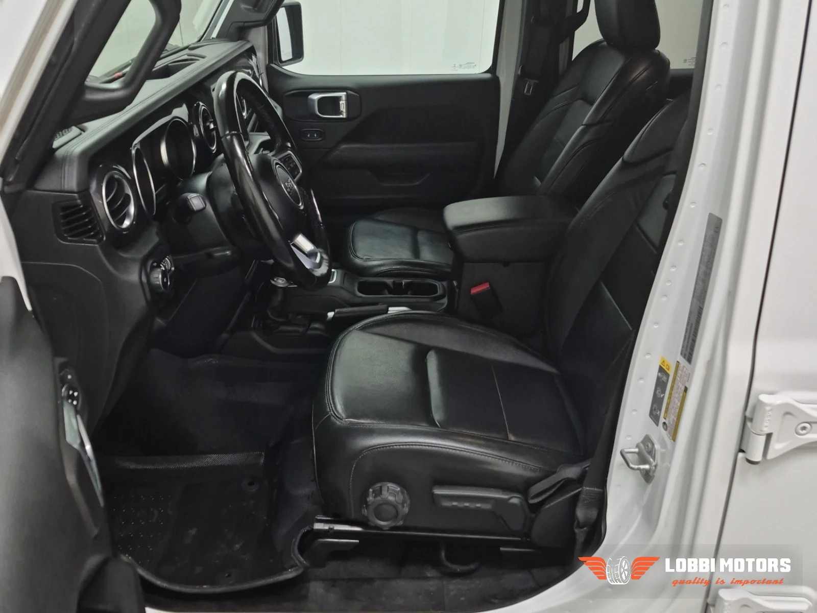 Jeep Wrangler, снимка 5 - Автомобили и джипове - 55928306