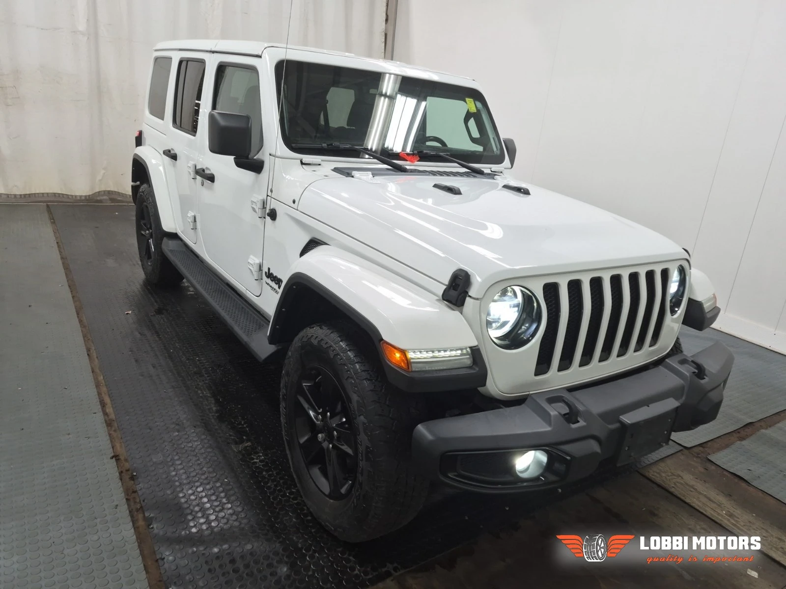 Jeep Wrangler, снимка 2 - Автомобили и джипове - 55928306