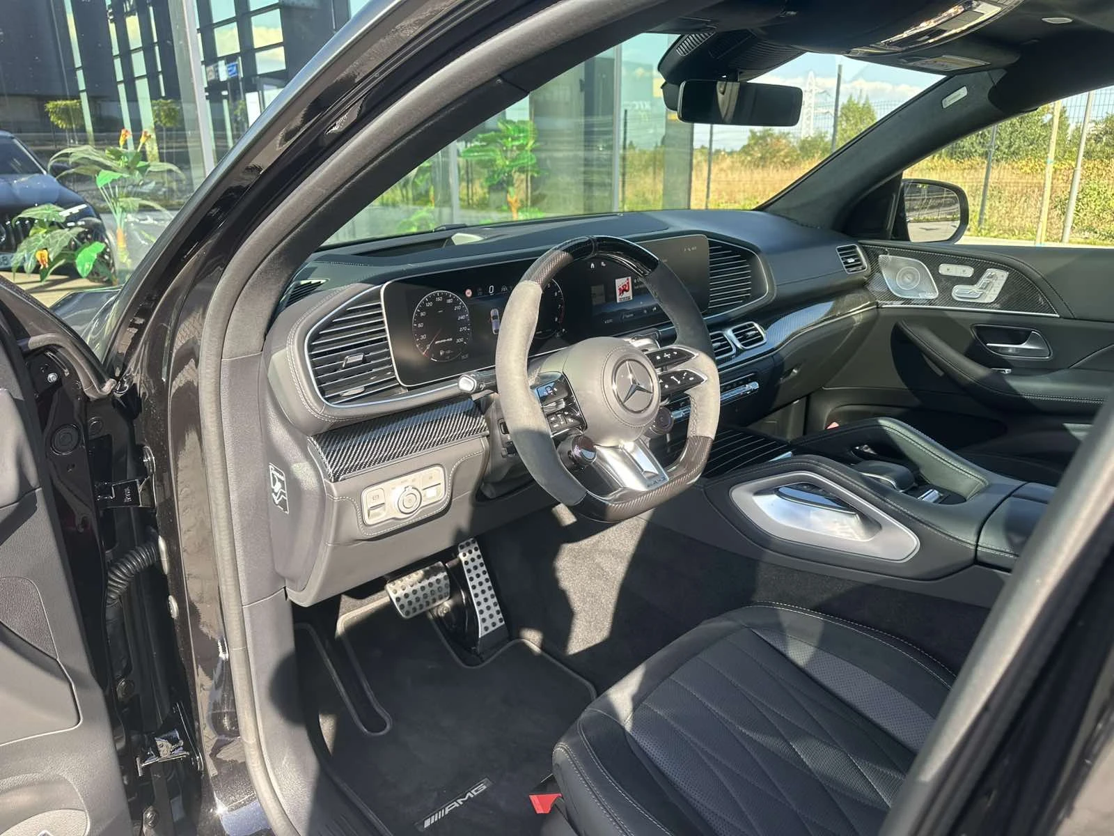 Mercedes-Benz GLE 63 S AMG Coupe 4Matic+ = MGT Select 2 = , снимка 11 - Автомобили и джипове - 56136725